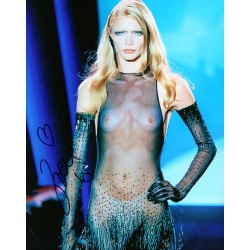 Jodie Kidd signed photo - Item 14529