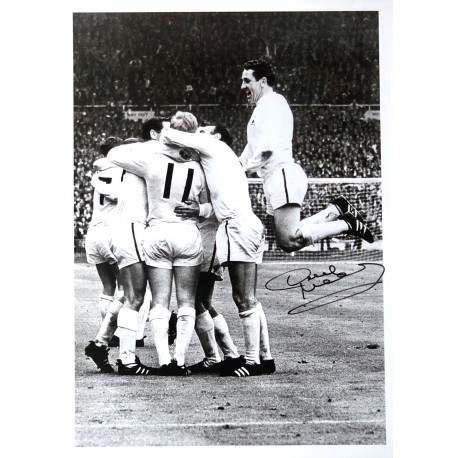 Dave Mackay signed photo 18x14"